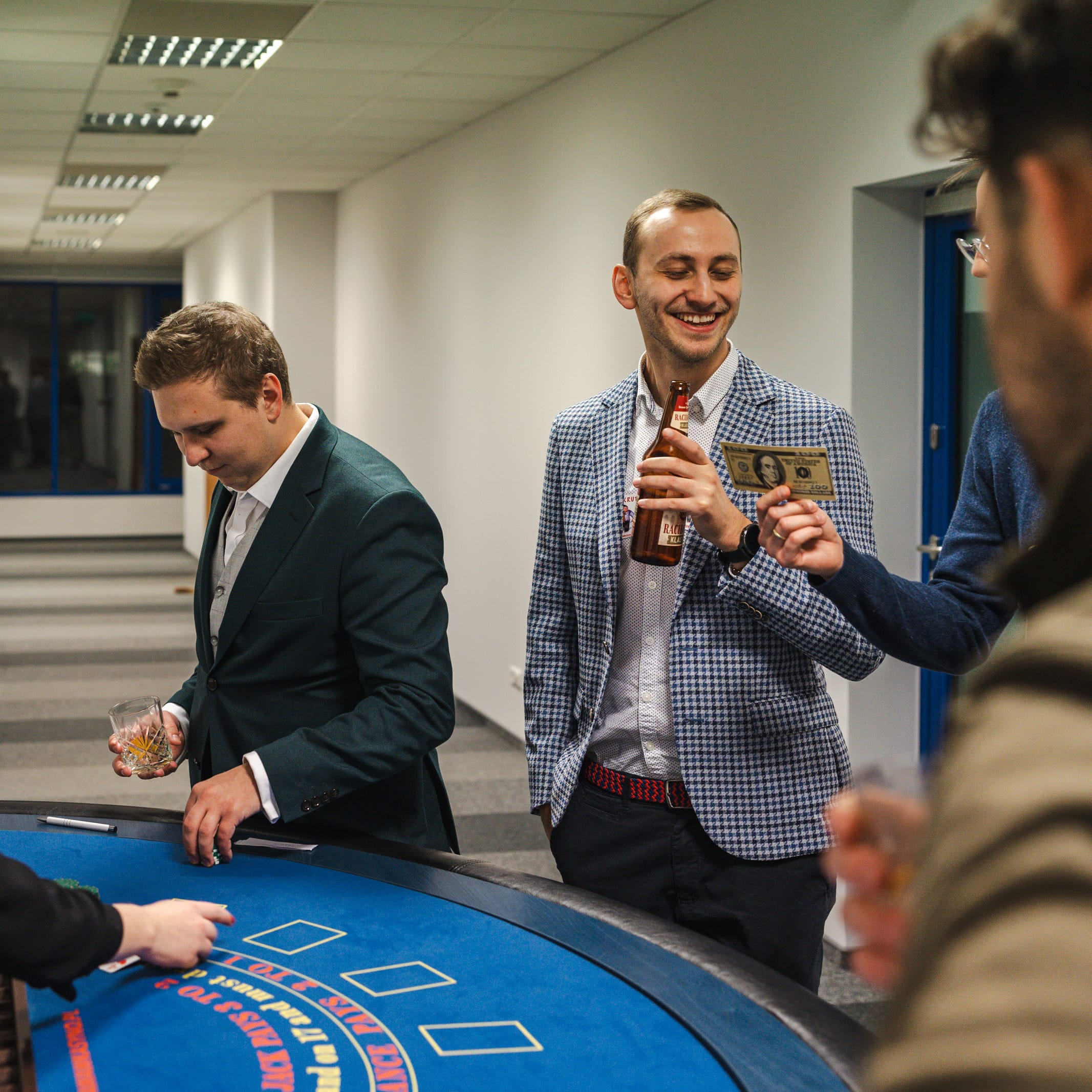 CrustLab Poker Party